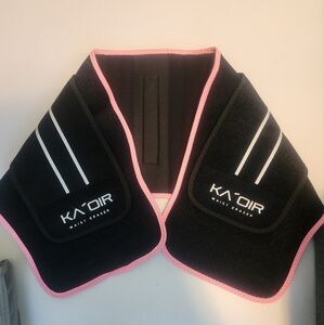 KA’OIR WAIST ERASER- S/M Black & pink